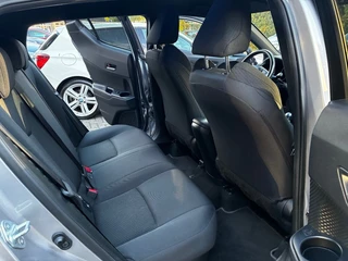 Toyota C-HR – thumbnail 13