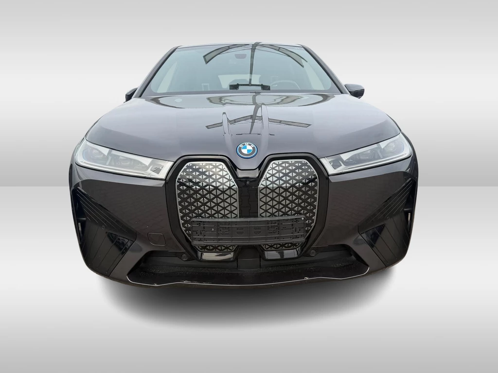 BMW iX – foto 6