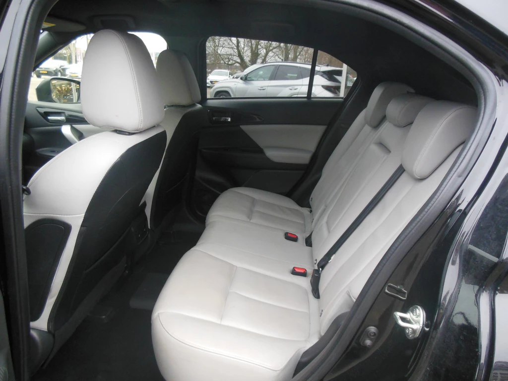 Mitsubishi Eclipse Cross – foto 9