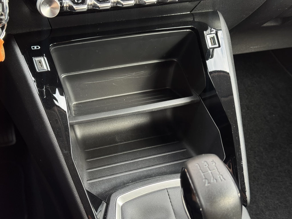 Peugeot 208 – foto 19