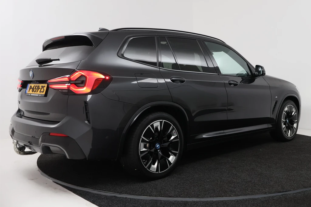 BMW iX3 – foto 5