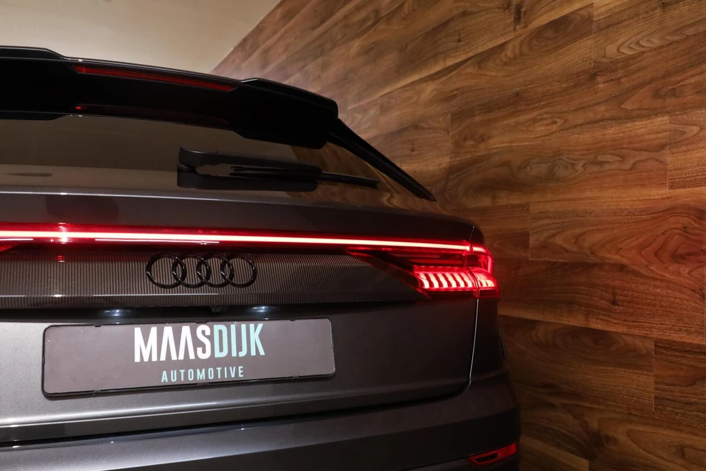 Audi RSQ8 – foto 7
