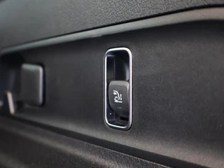 Mercedes-Benz GLE – thumbnail 15