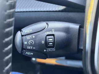 Peugeot 208 – thumbnail 32