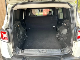 Jeep Renegade – thumbnail 26