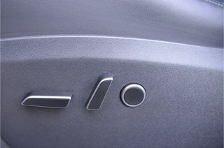 Tesla Model Y – thumbnail 8