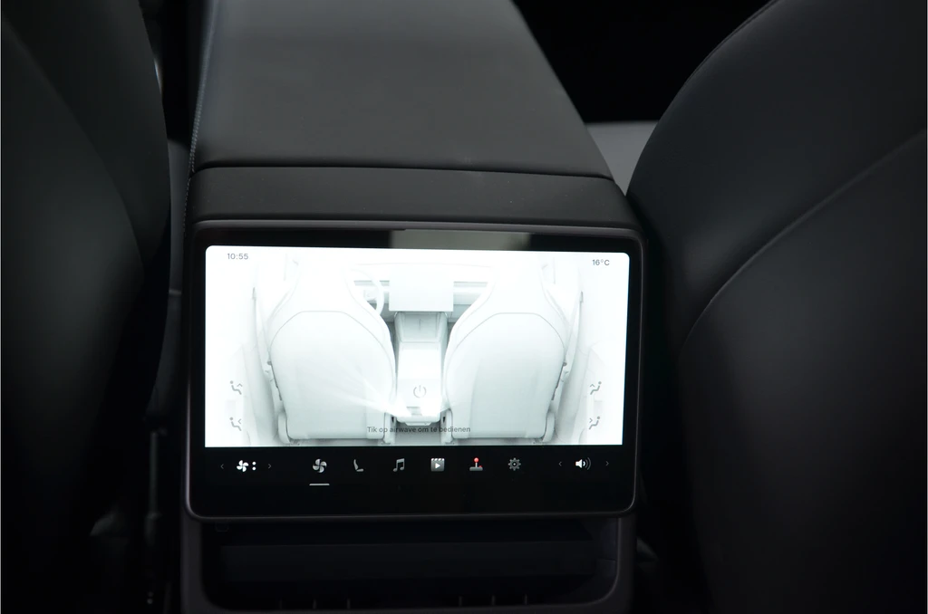 Tesla Model Y – foto 14