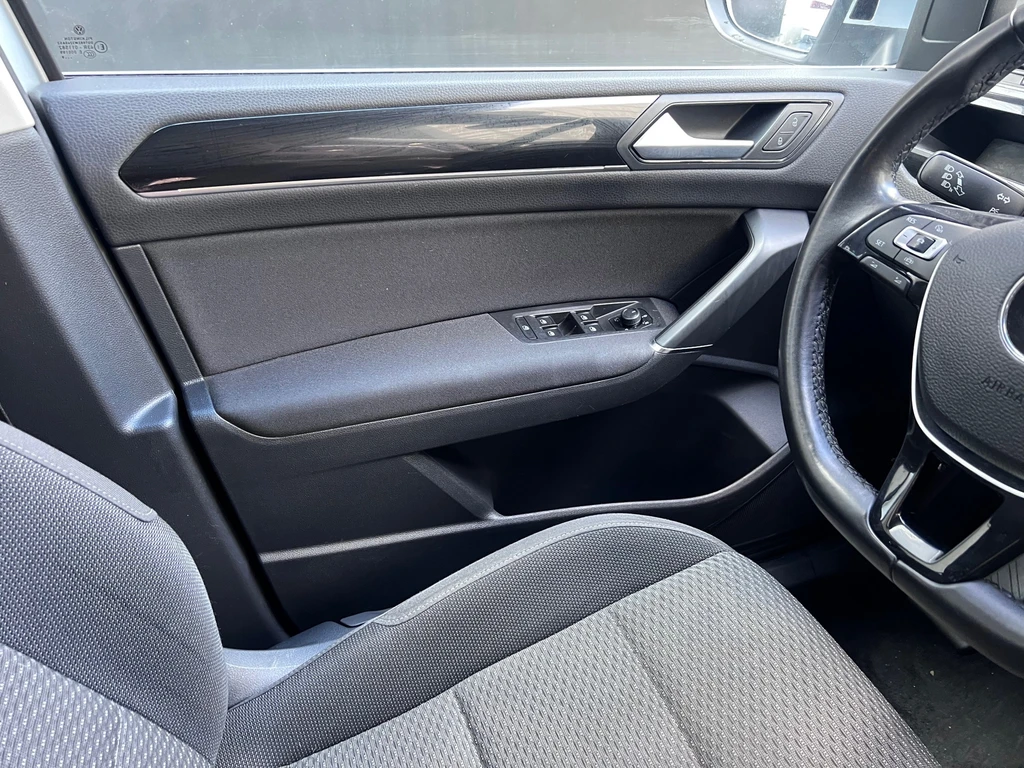 Volkswagen Touran – foto 27