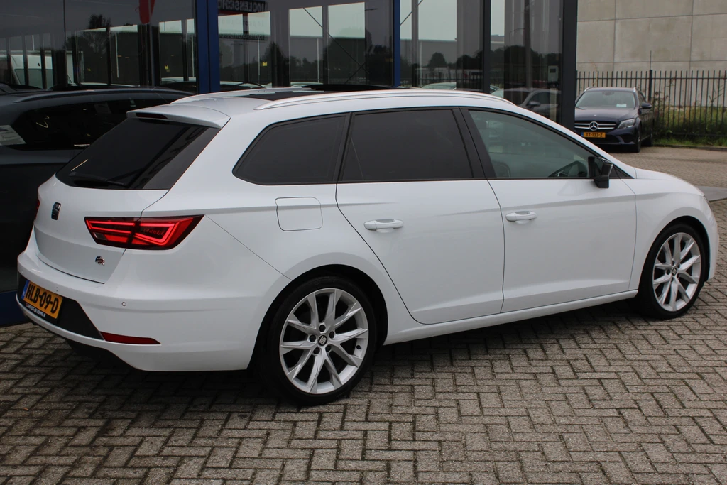 SEAT Leon – foto 4