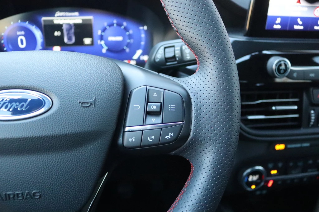 Ford Kuga – foto 18