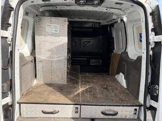 Ford Transit Connect – thumbnail 18