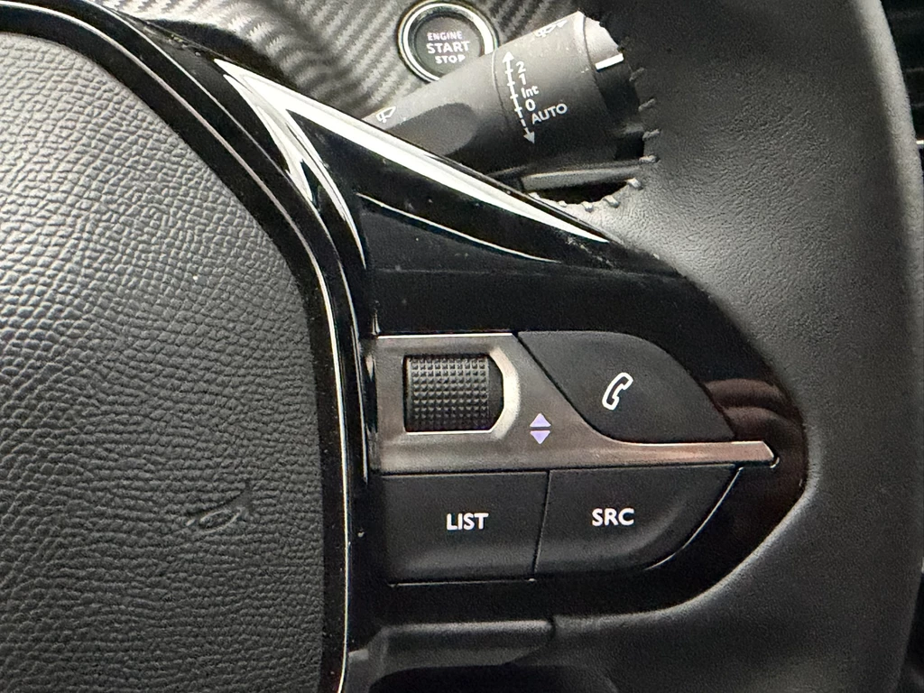 Peugeot e-208 – foto 23