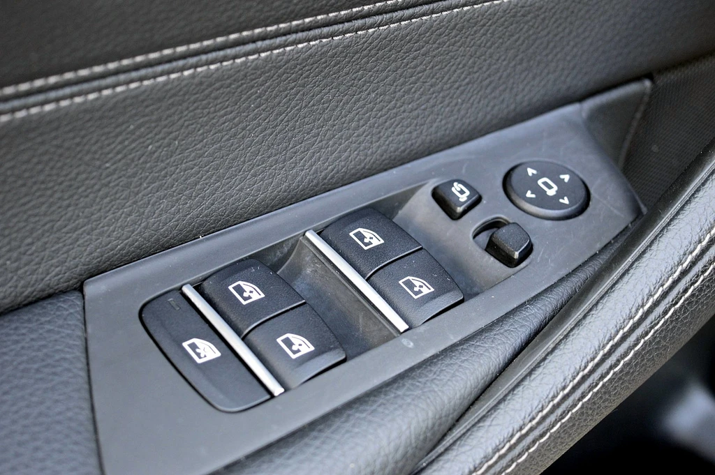 BMW 5 Serie – foto 31