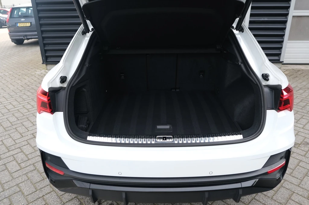 Audi Q3 – foto 32