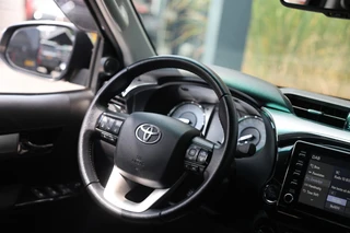 Toyota Hilux – thumbnail 12