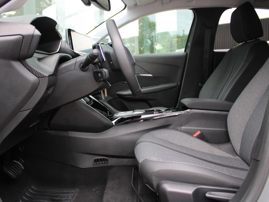 Peugeot 208 – foto 14