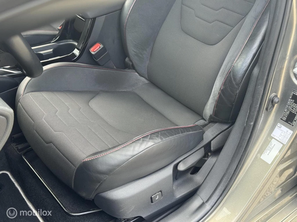 Toyota Corolla – foto 13