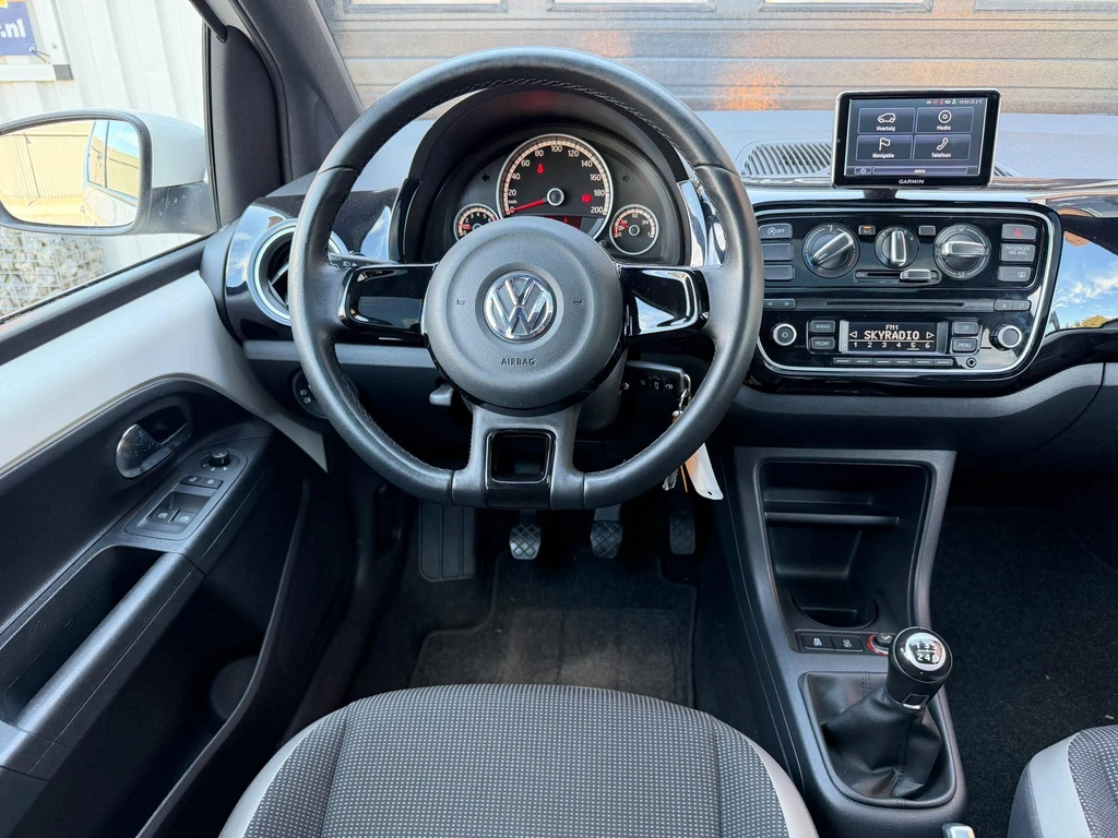 Volkswagen up! – foto 29