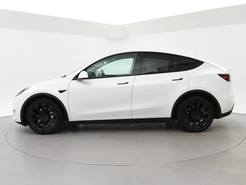 Tesla Model Y – foto 2