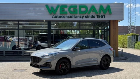 Ford Kuga 2.5 PHEV GRAPH TECH EDITON / BLACK PACK