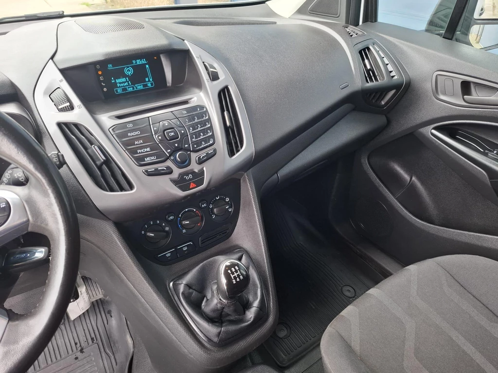 Ford Transit Connect – foto 25