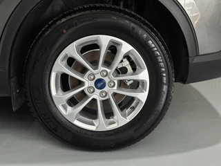 Ford Kuga – thumbnail 11