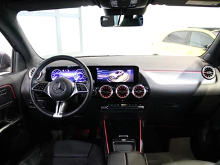Mercedes-Benz EQA – thumbnail 4