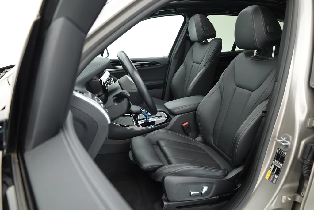 BMW iX3 – foto 5