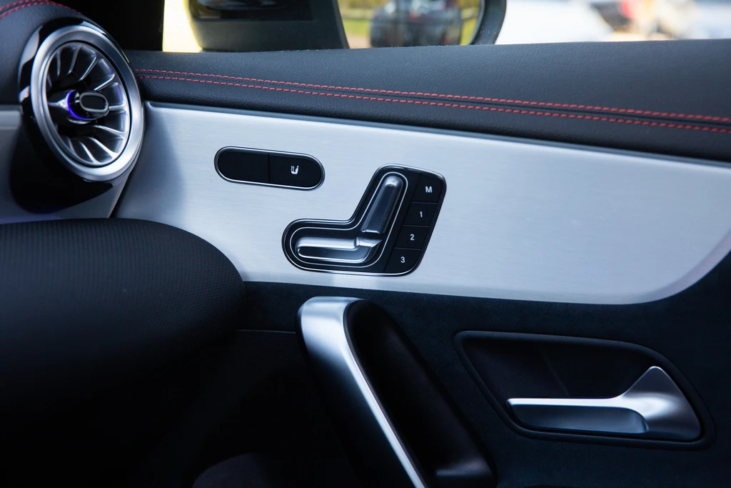 Mercedes-Benz CLA – foto 29