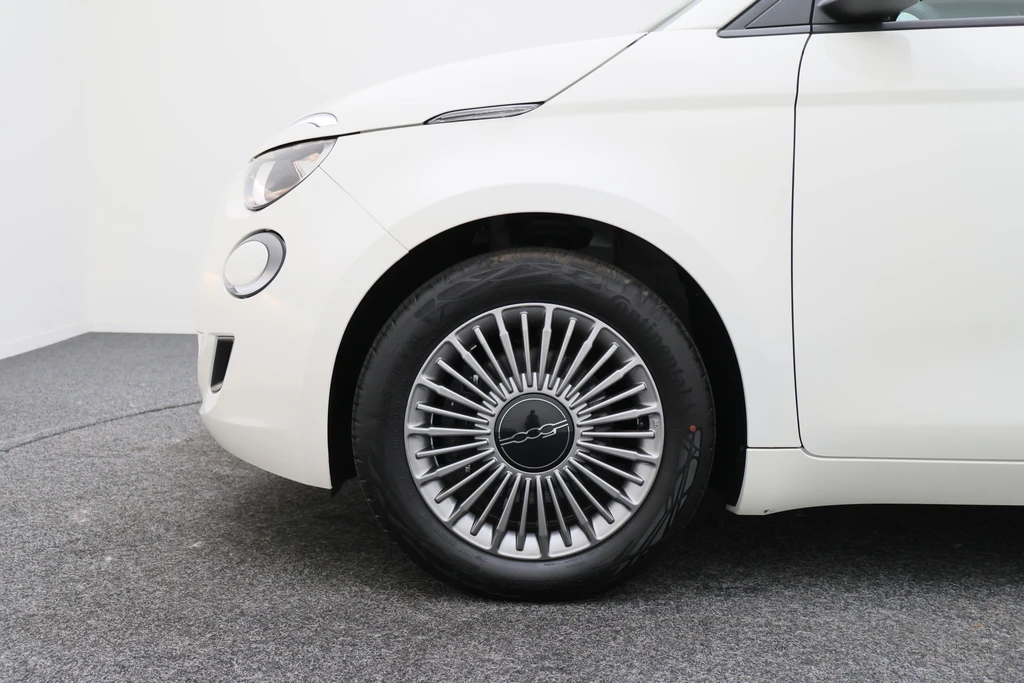 Fiat 500e – foto 22