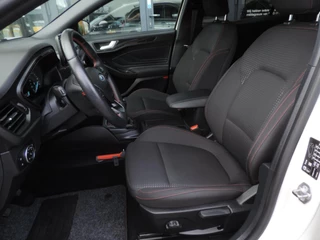 Ford Focus – thumbnail 12