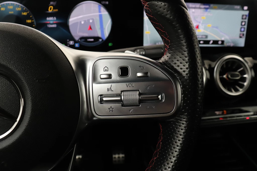 Mercedes-Benz EQA – foto 22