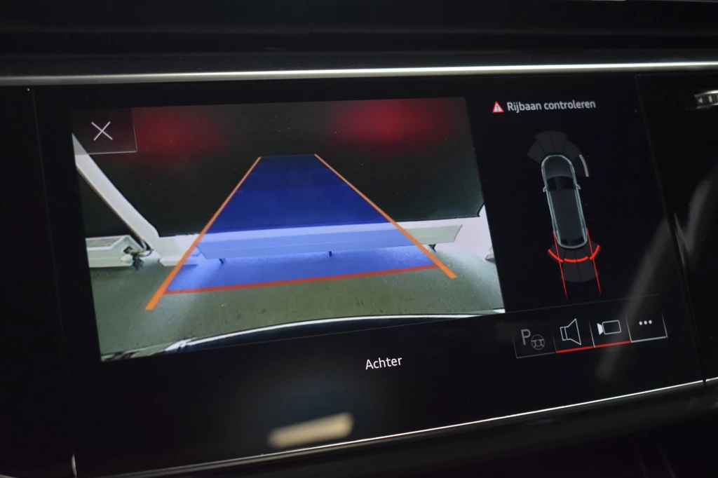 Audi Q8 – foto 24