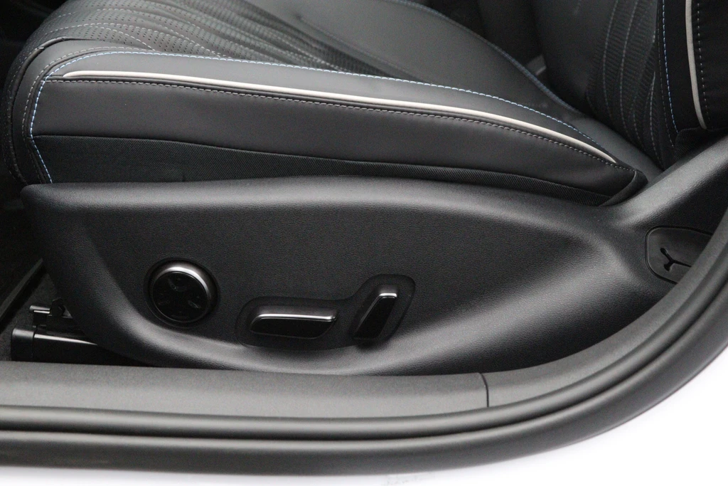 BYD SEAL – foto 17