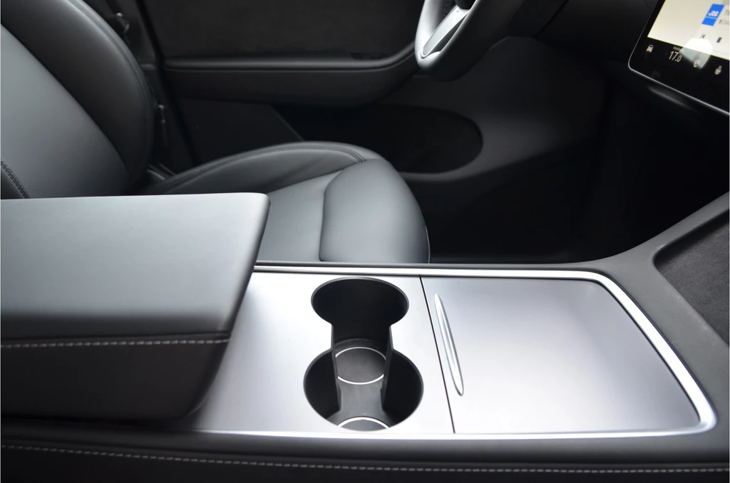 Tesla Model Y – foto 9