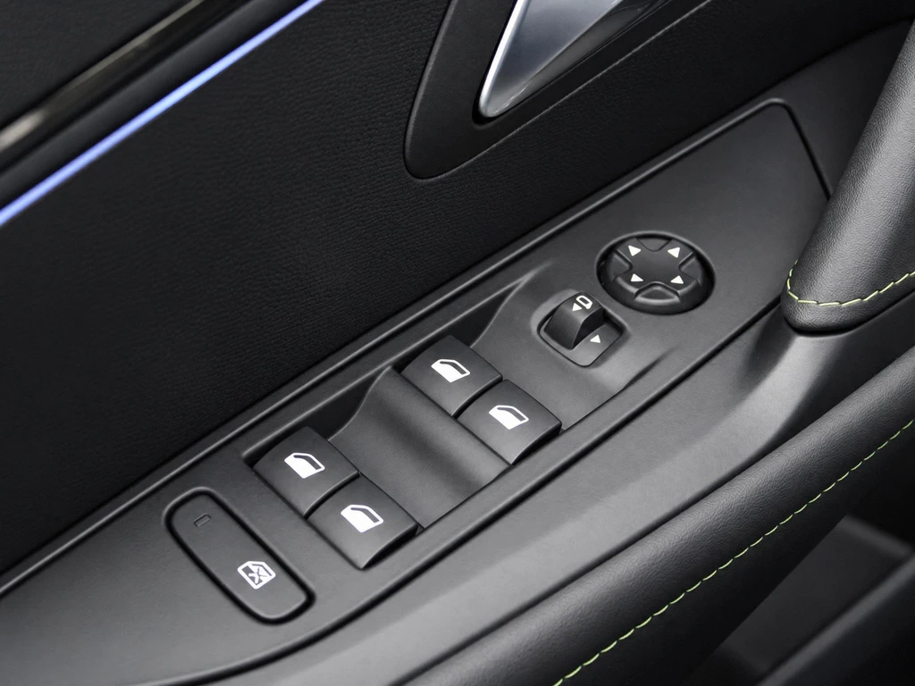 Peugeot 208 – foto 27