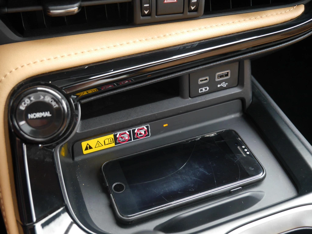 Lexus NX – foto 35