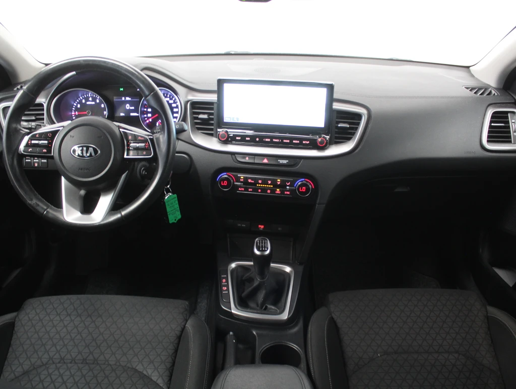 Kia Ceed – foto 13