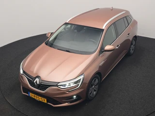 Renault Mégane Estate – thumbnail 2