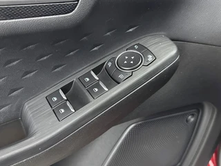 Ford Kuga – thumbnail 31