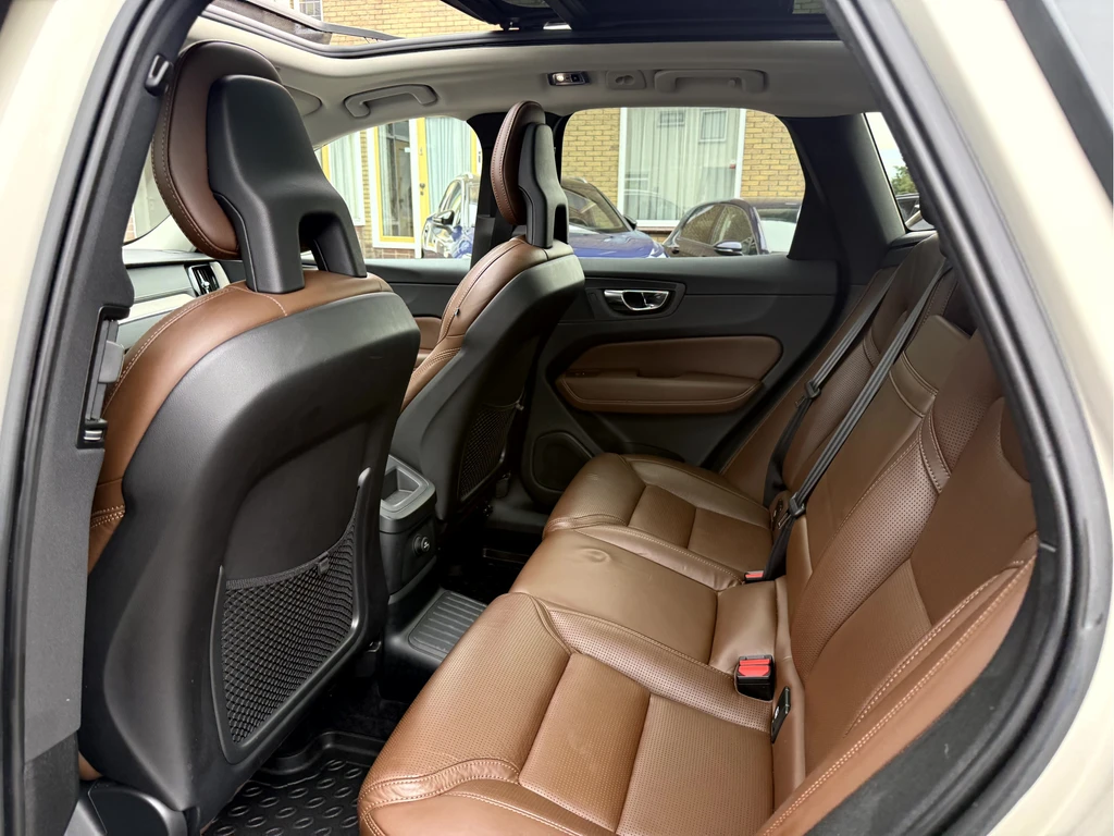 Volvo XC60 – foto 9