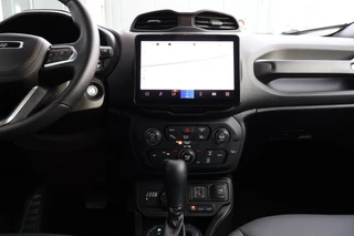 Jeep Renegade – thumbnail 23