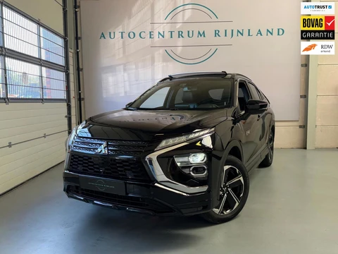 Mitsubishi Eclipse Cross 2.4 PHEV Instyle, Dealer onderhouden, Pano, Camera, Stoel/Stuurverwarming. Carplay