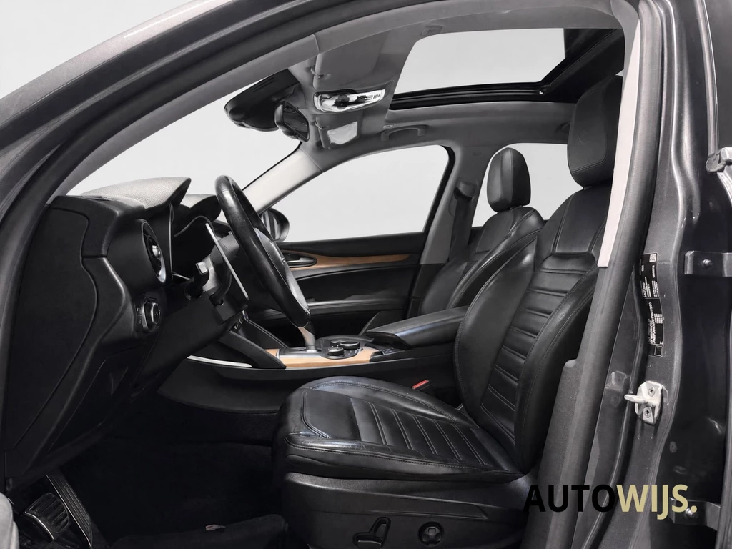 Alfa Romeo Stelvio – foto 10