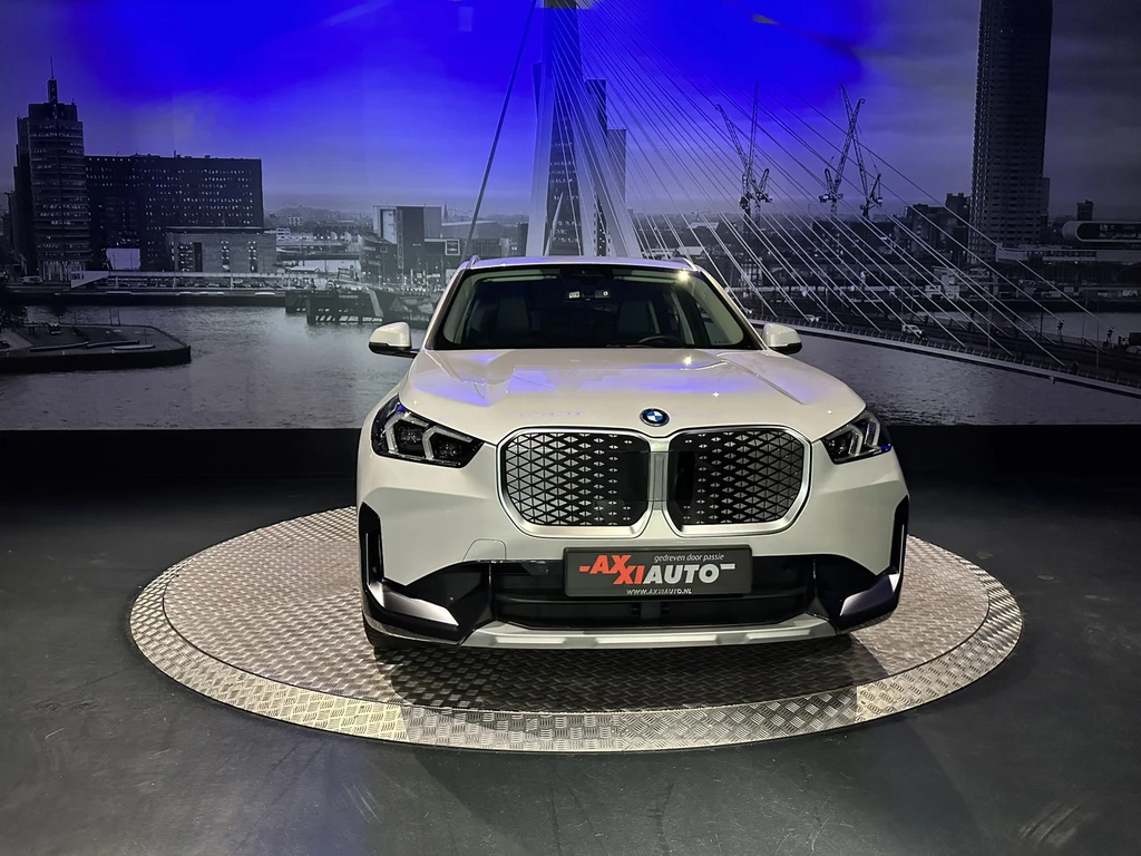 BMW iX1 – foto 19