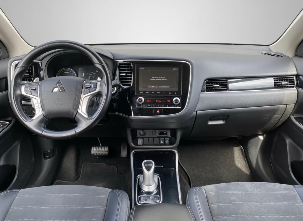 Mitsubishi Outlander – foto 16