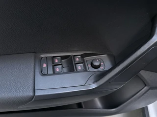 SEAT Arona – thumbnail 19
