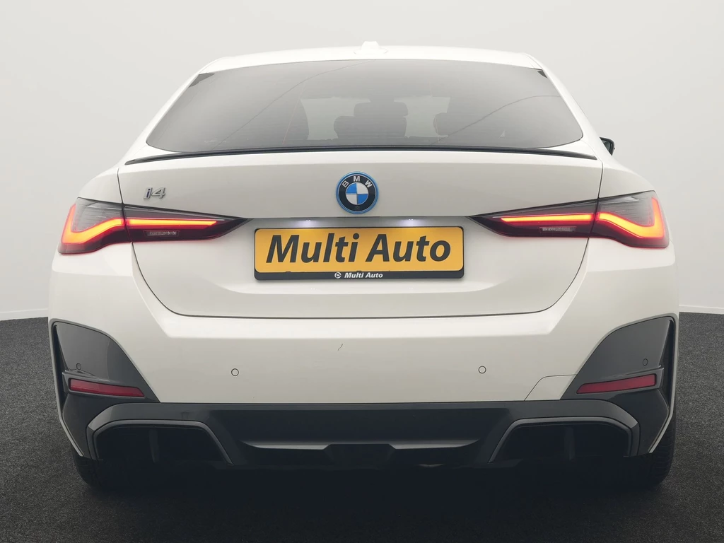 BMW i4 – foto 6