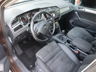Volkswagen Touran – thumbnail 45