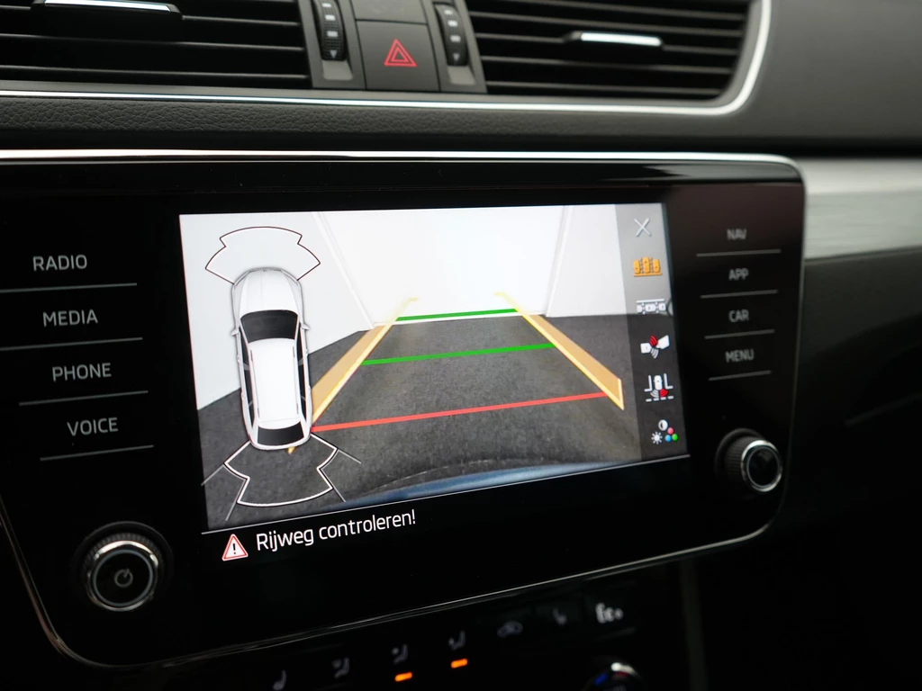 Škoda Superb – foto 19